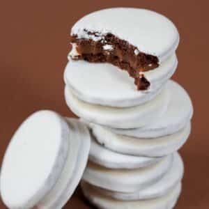 Alfajor marplatense merengue