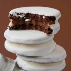 Alfajor marplatense merengue